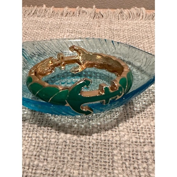 Green enamel bracelet in green and gold with 2 anchors - Picture 2 of 5